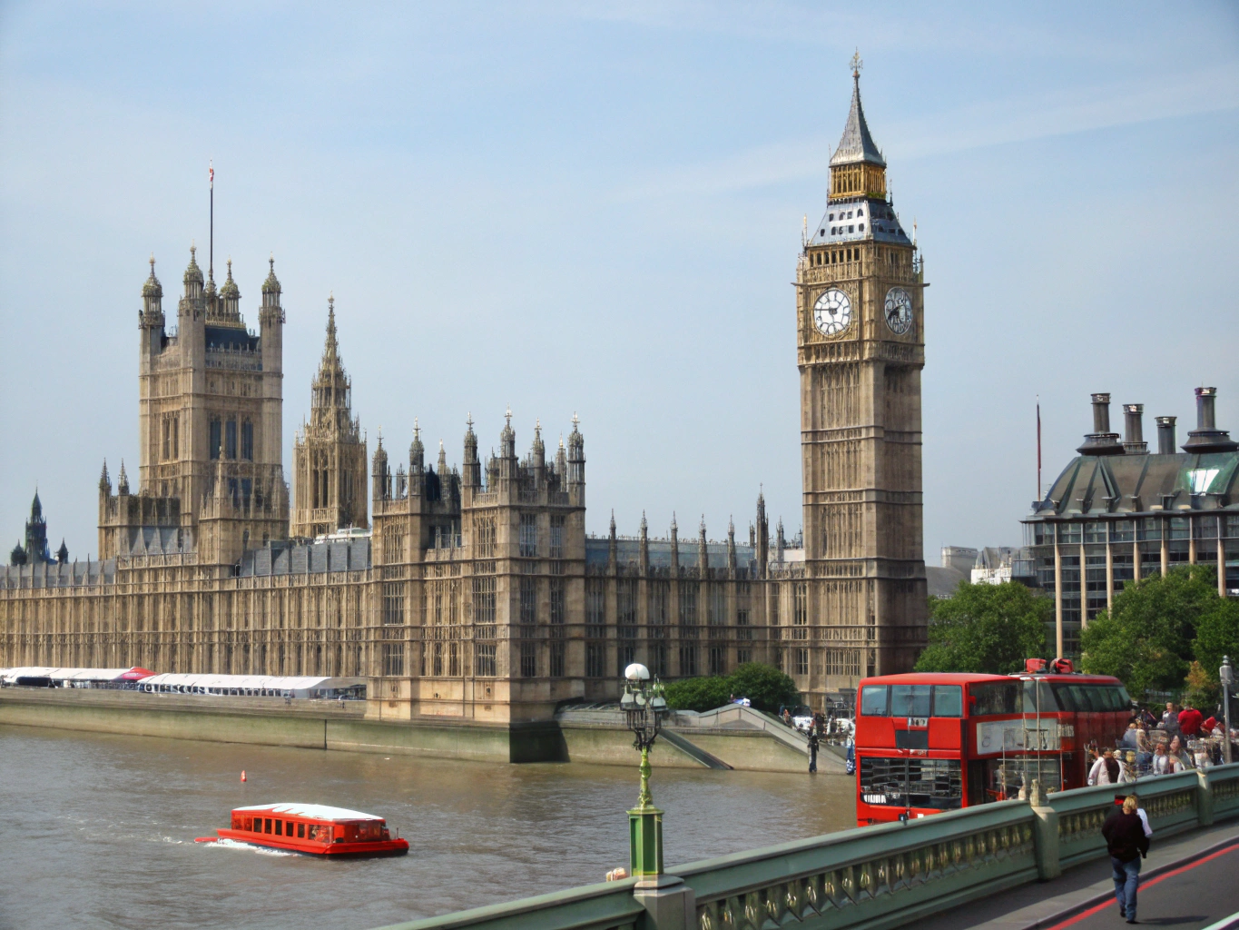 Big Ben and Palace of Westminster beside the River Thames